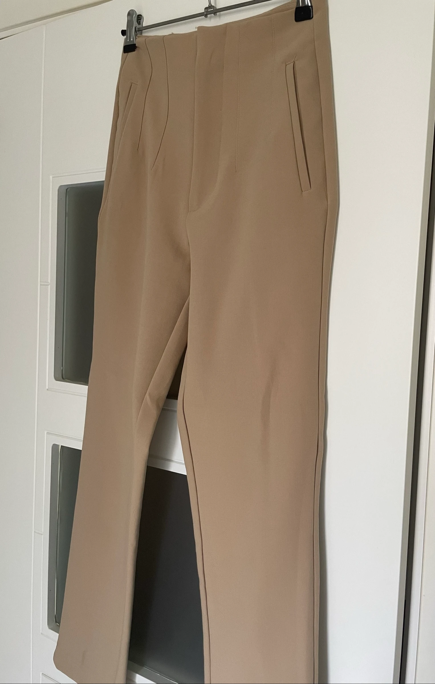 Calça social bege Stradivarius tamanho PP – photo 11